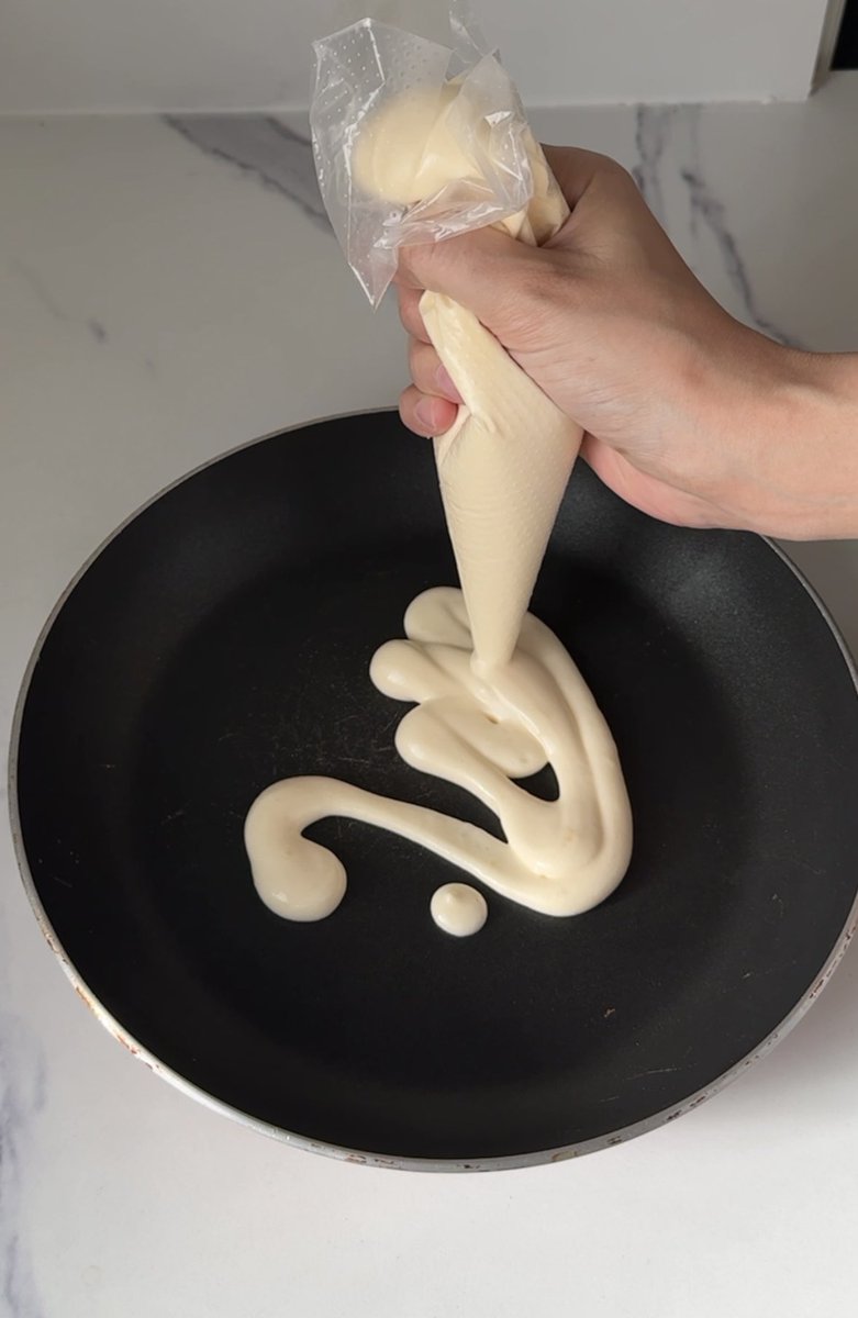 moox554's tweet photo. 🦢🥞 https://t.co/vmctKDMfxZ