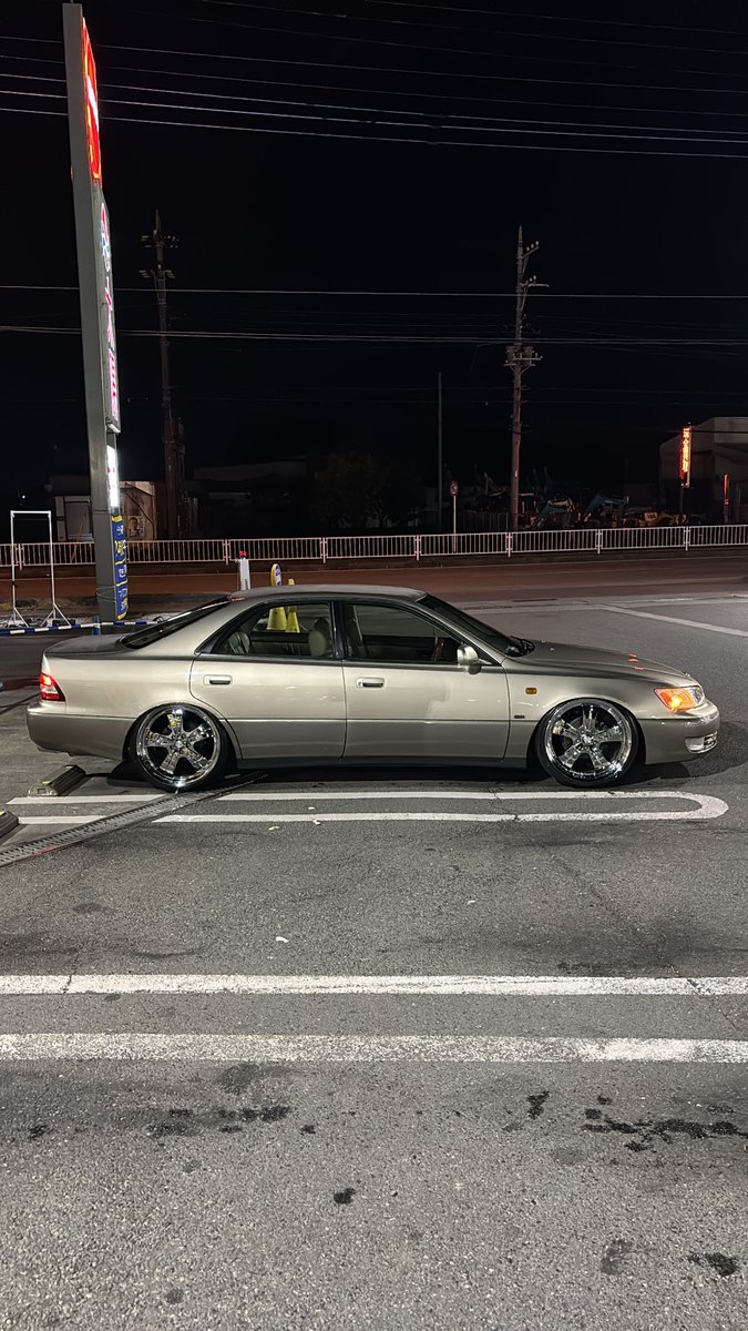 こげ tweet media