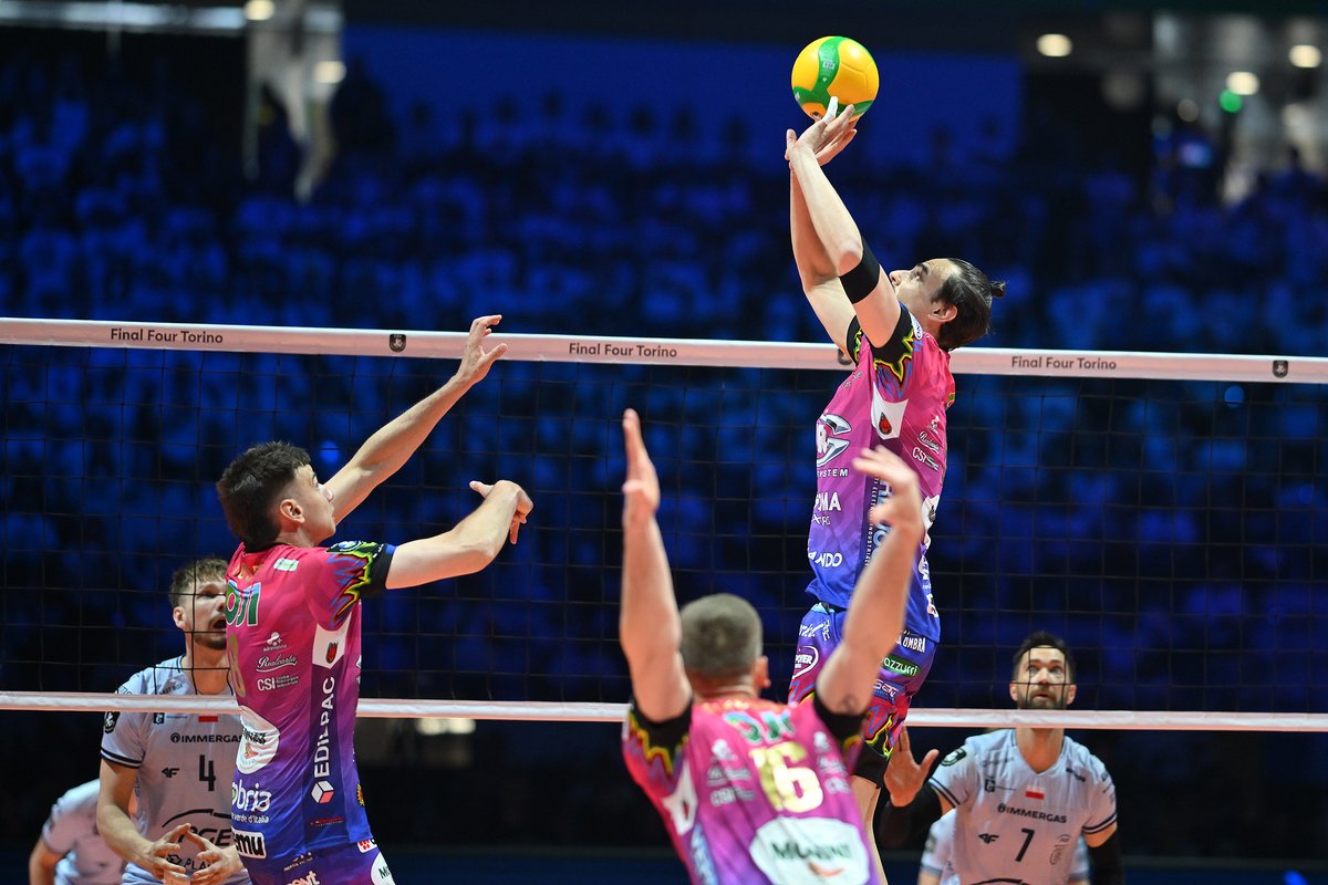 Federvolley ⭐️⭐️⭐️⭐️⭐️⭐️⭐️ tweet media