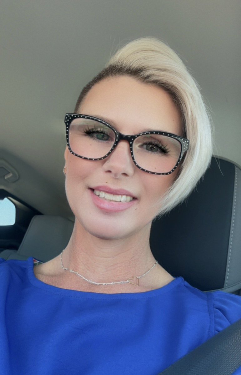 Abbey Riley tweet media