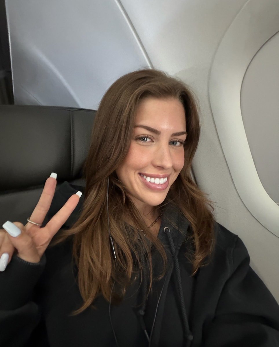 Isabella Maria DeLuca tweet media