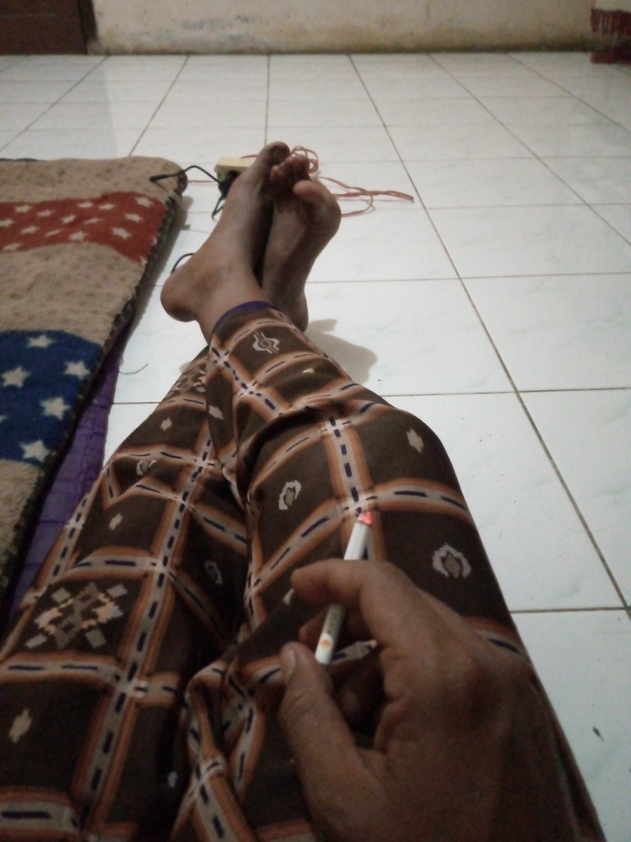 Ade tweet media