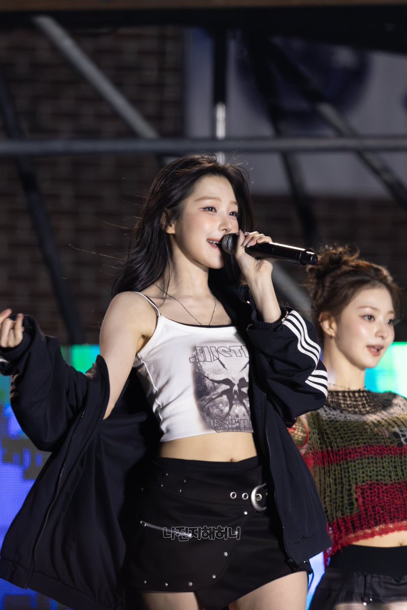 나진지해허니 tweet media
