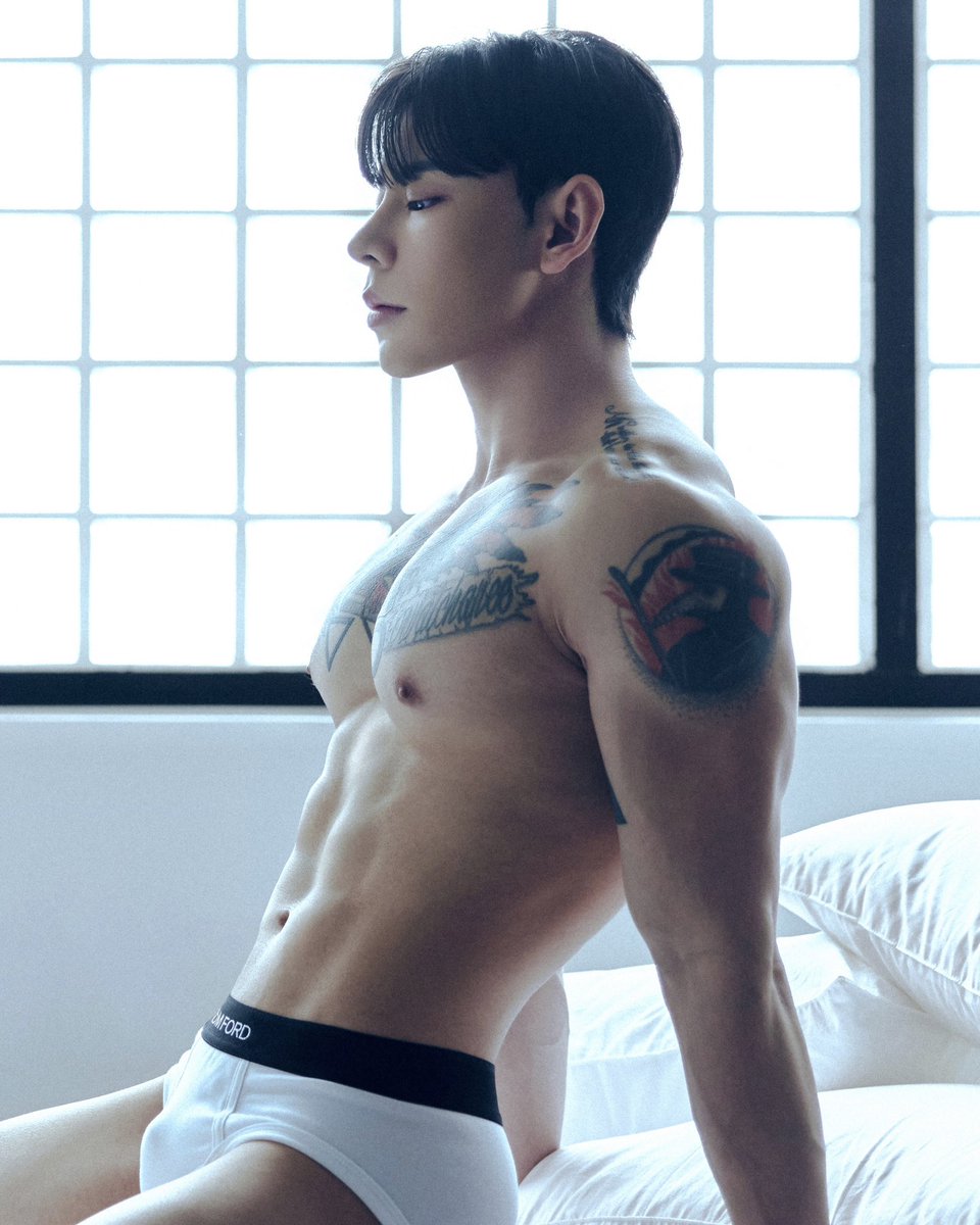 BoyCrush Hub tweet media