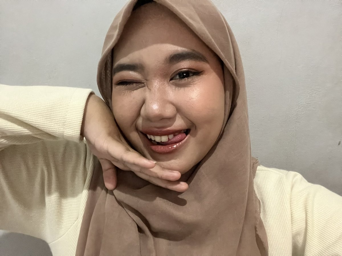 dhewyza's tweet photo. 4 dari ratusan fotooo make up gabut, kenapa sih make up gabut ga kemana2 selalu bagus hasilnya 😭👎🏻 https://t.co/WdHPoEVmWW