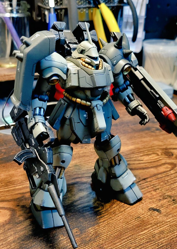 使用キット：HGUC1/144 AMS-119 ギラ・ドーガ(レズンシュナイダー専用