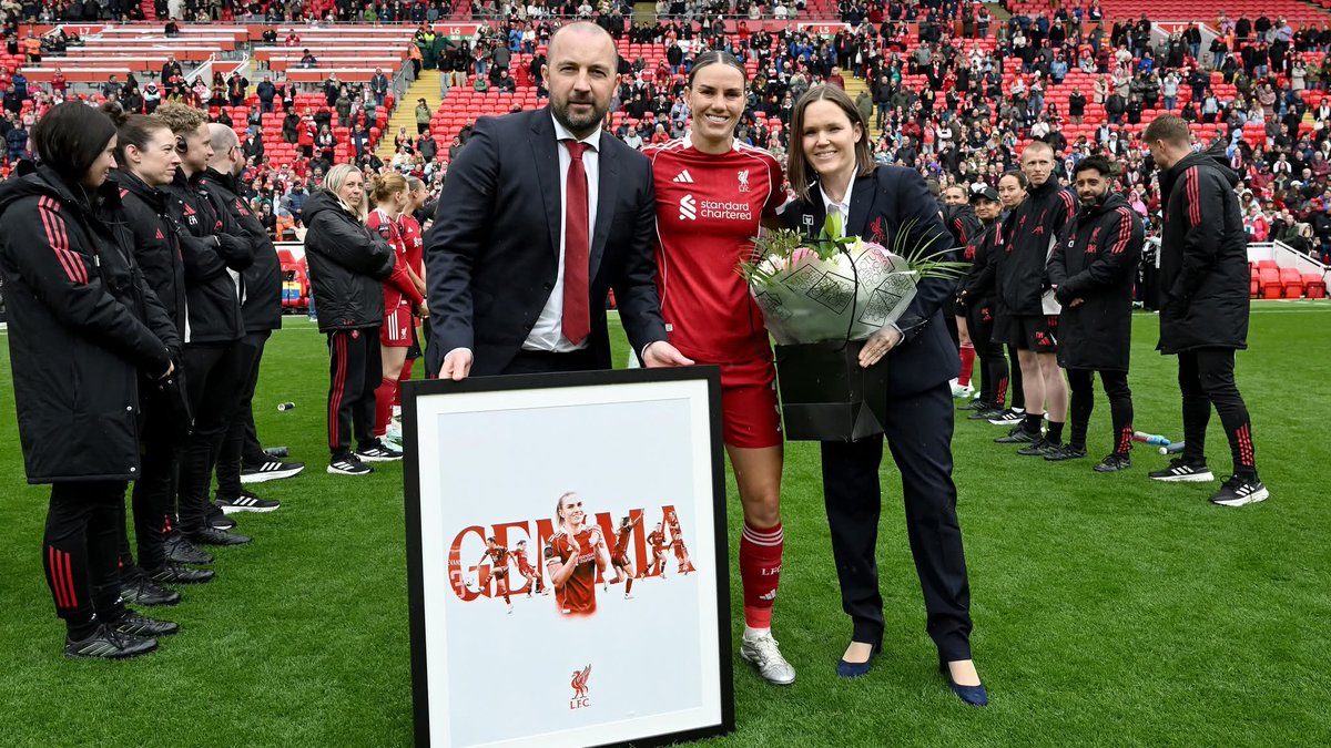 ChetLFC's tweet photo. #LFCW Senior Int'l &amp; Nat'l 1st Team Match &amp; Managerial records to 16.05.2026.
Thank you @gembon23 &amp; #GemmaEvans &amp; the others who are leaving.
#LIVARS
@BarclaysWSL
#YNWA https://t.co/inOfZGVCfg