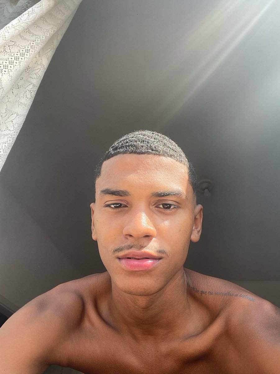 BoyCrush Hub tweet media