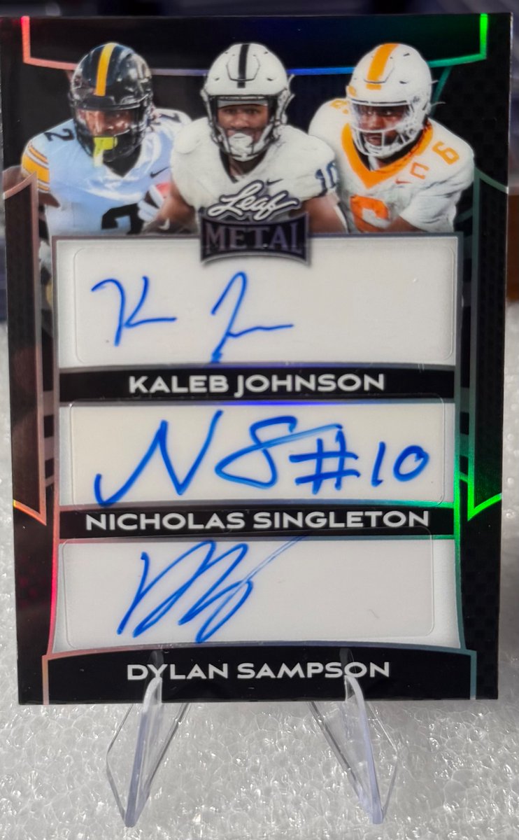 JKCardCo's tweet photo. @ThatDude_Hut Hey everybody check out my store all sports, big names, slabs raw, autos, patches! Ready to make deals 🤝🔥https://t.co/WeHZMZW2f7 https://t.co/1POOfnSFgL