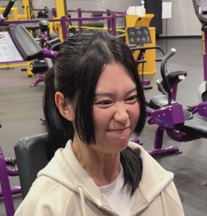 你好，我叫婉兒。 tweet media