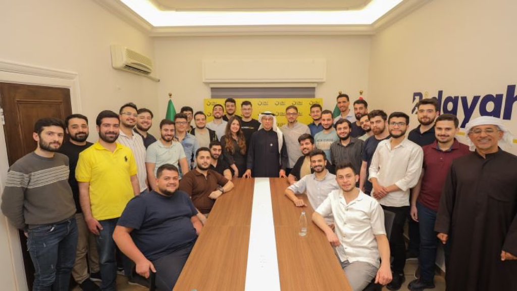 saif_aldareei's tweet photo. 🇦🇪❤️🇸🇾
نعم.. نون تفتح مركز هندسة متطور في سوريا بالشراكة مع “بداية”، ومحمد العبار بنفسه زار الفريق هناك.
هذه ليست مجرد خطوة تقنية، بل رسالة ثقة من الإمارات بمستقبل سوريا وكفاءات أبنائها.
الإمارات مستمرة في دعم الشعب السوري الشقيق بكل ما تستطيع: اقتصادياً، تنموياً، وإنسانياً.

سوريا تعود أقوى.. والإمارات معها خطوة بخطوة 💪
