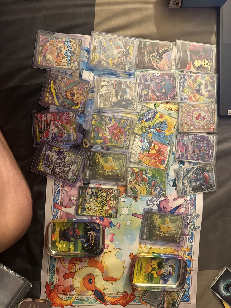 redchi59's tweet photo. @Drempts @Pokemon Okay fine. Look at this godpack and treeka i pulled the same day😮‍💨 Now this is finding happiness like you said https://t.co/W8CqNqd5qn