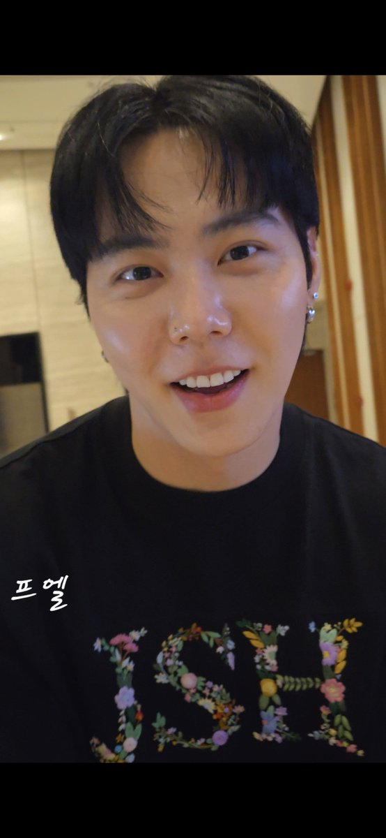 프엘 tweet media
