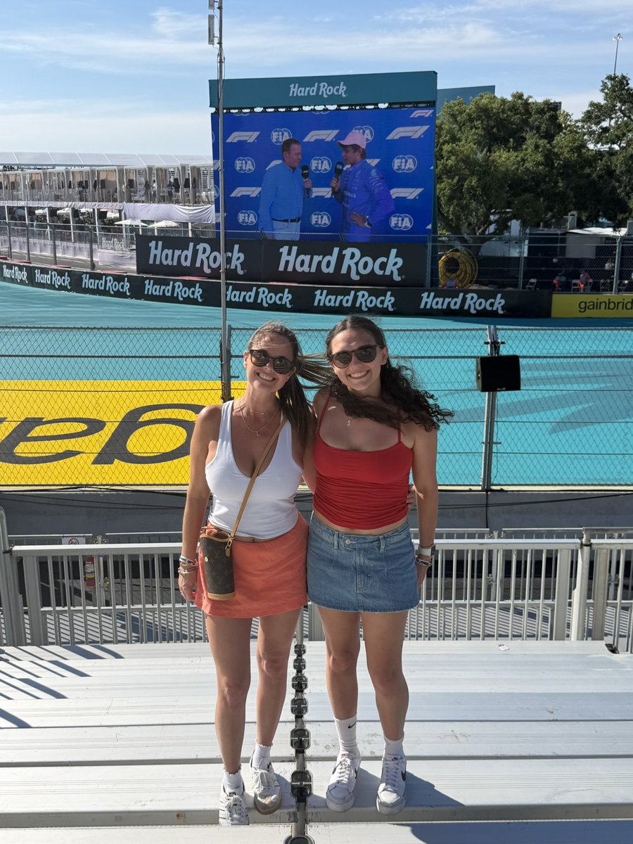 HeySofia28's tweet photo. Miami Sprint https://t.co/5HlosnhSpm