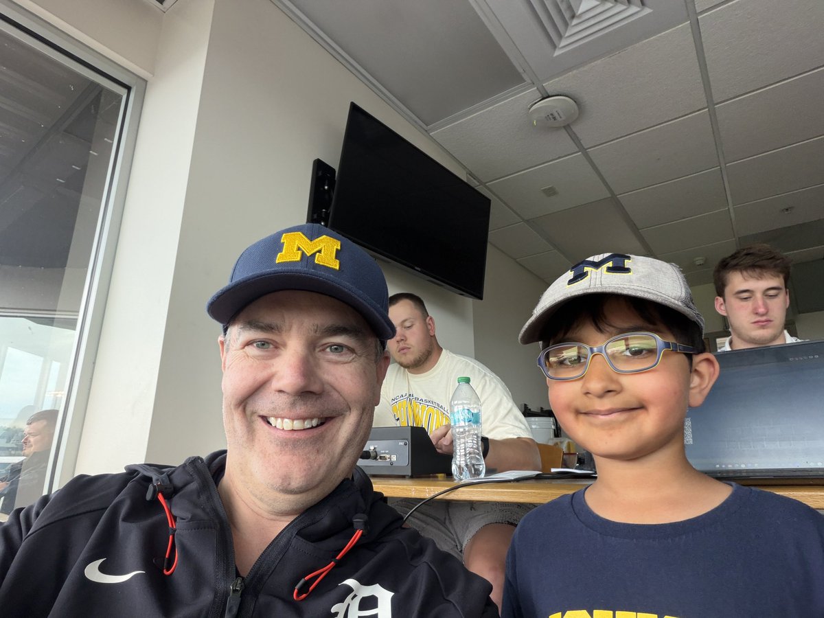 Jaymo29's tweet photo. Great to have Jai here today as our @umichbaseball junior announcer!! https://t.co/ONzjsov6dW