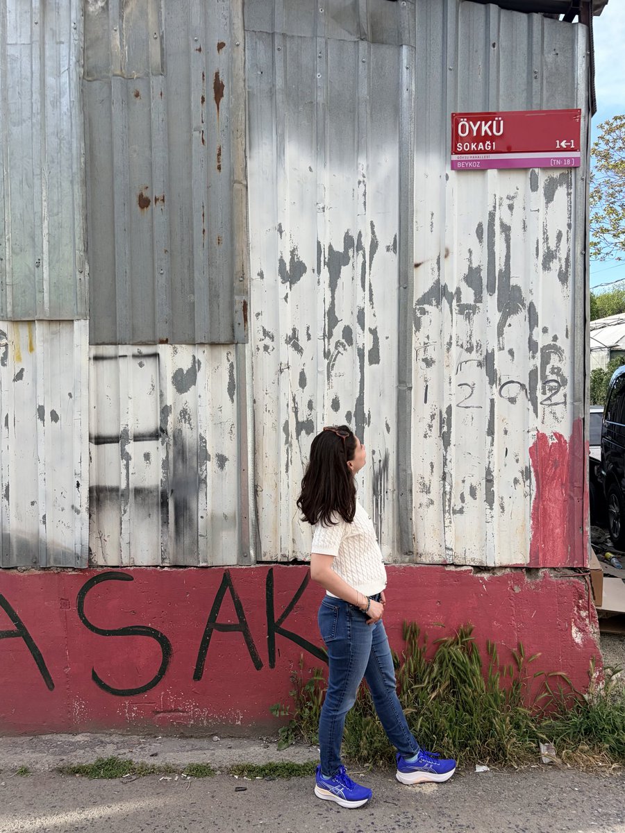 Nisan__E's tweet photo. Ve en sonunda rastladım bir Öykü Sokağı’na✨ https://t.co/04SI1VyOuf