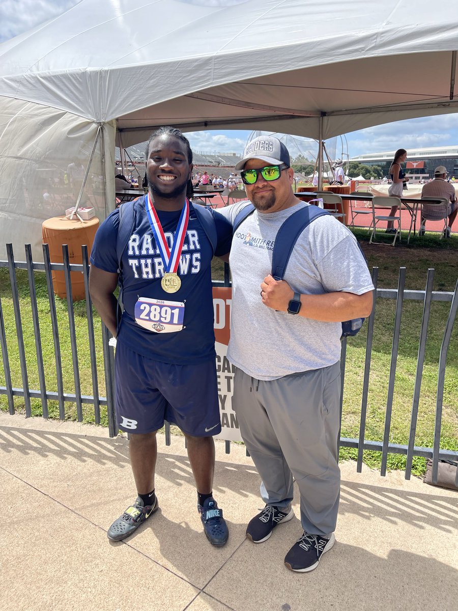 L.D. Bell Track & Field tweet media