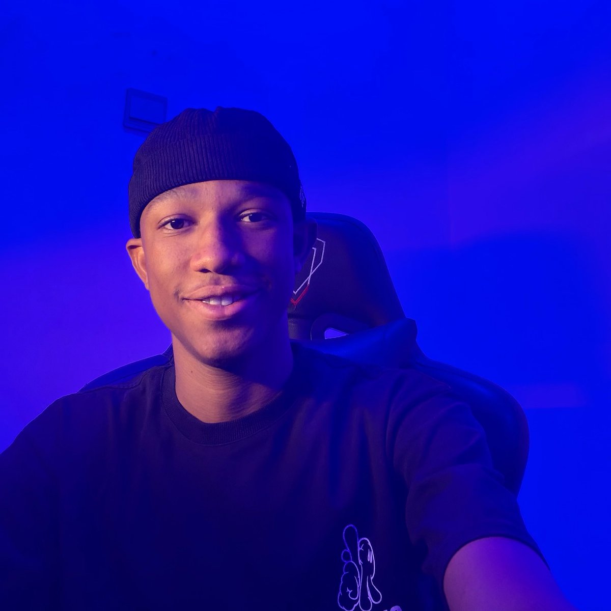 Captain ☄️ tweet media