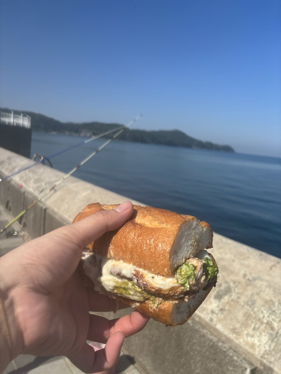 eitoHipSter's tweet photo. ミナミでホスト探してる初回様、体験入店様いらっしゃいませんかー？？

たまたまこれみたなら声かけてみて😚🫶

夏休みチルしようぜ☀️ https://t.co/TotZAZRZmF