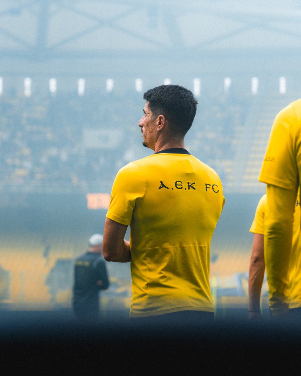 AEK_FC_OFFICIAL's tweet photo. A typical Saturday training session 😜

#AEKFC #Champions2026 #slgrwinners https://t.co/iz82TG7hXj