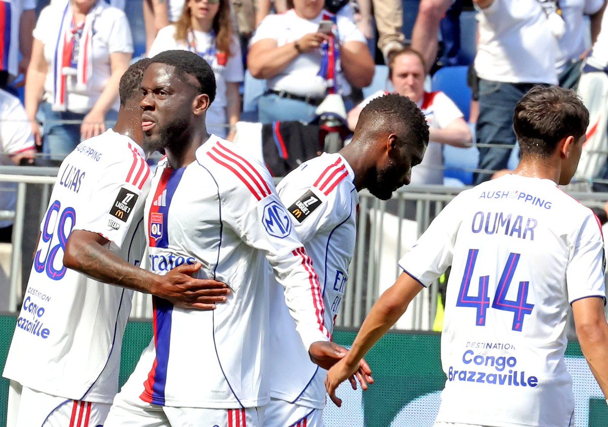 OL__Plus's tweet photo. #OL - #Lens : #Fonseca a convoqué ses 25 joueurs disponibles
#OLRCL #Compo
(Le Progrès : https://t.co/zdXsrVFepz) https://t.co/4Kzbwm5bp0