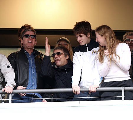 OasisMania's tweet photo. Noel, Liam, Sonny, Anaïs and Paul Gallagher celebrating Manchester City’s win 🏆

📷 Michael Regan https://t.co/hxzA62ZtC4