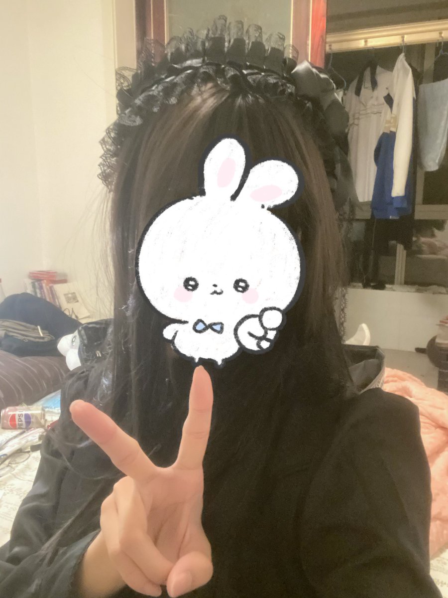 rowwwwer's tweet photo. 我感觉自己已经快死了 但还是活着 那就好。
#男娘 https://t.co/H1n69B7Q4X