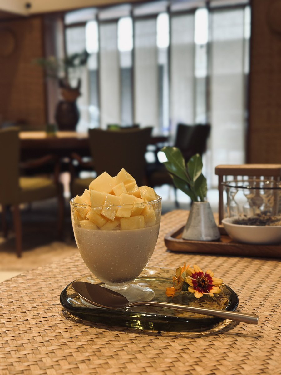wwjat's tweet photo. 📍Araksa tea room

雰囲気最高、お茶もデザートも美味しい✨✨
ここを超えるカオヤムのお店が知りたい🫢 https://t.co/yIi7h69iqf