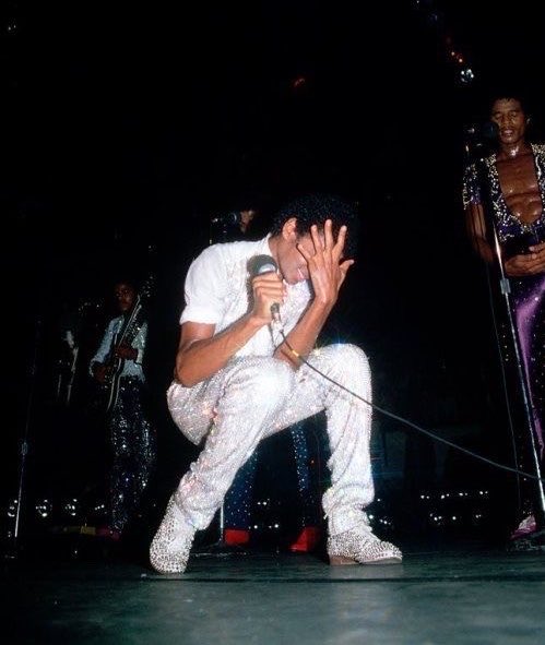 MJ ⋆⭒˚.⋆ tweet media