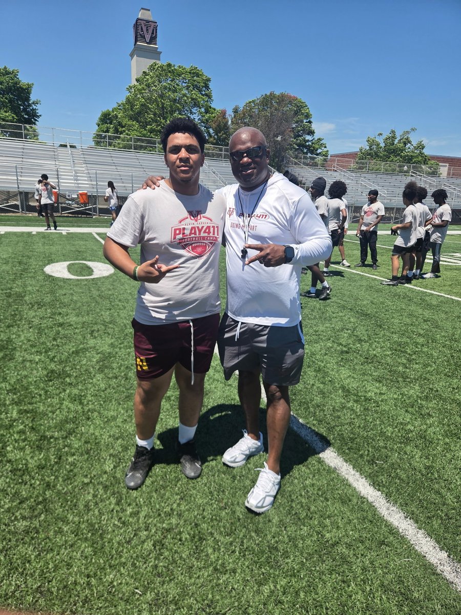 DelaneyNas33103's tweet photo. Shoutout to Virginia Union, I had a great time competing and getting to know the coaches. Great camp can’t wait to be back 
@Pettis70 @DLCoachBrown @CoachEJPointer @247recruiting @VaPrepsRivals @PrepRedzoneVA @WillVapreps https://t.co/7LLE3cvpPb