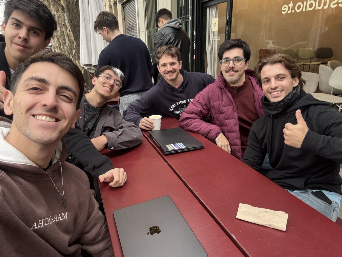 MateoLorenzo tweet media