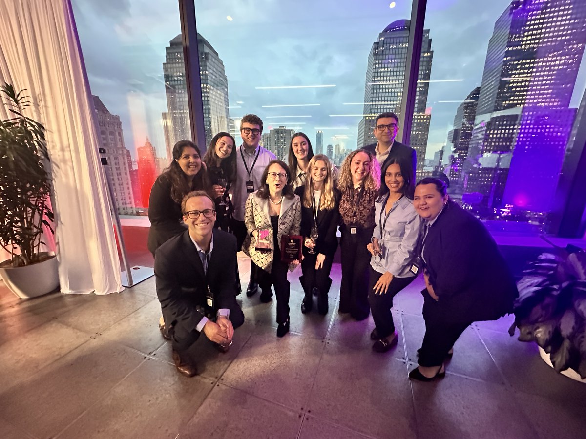 Anikodelaney's tweet photo. What an honor to be inducted into @NewYorkAMA Marketing Hall of Fame. After years building marketing strategies and brands for financial institutions, I am thrilled to help @FordhamGSB students learn academic theories, gain real world experiences &amp; help them launch their careers. https://t.co/qHl0pFfJmr