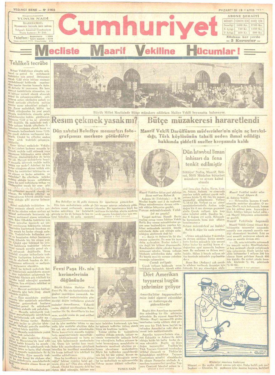 brahimDemirkaz3's tweet photo. 19 Mayıs 1930 Cumhuriyet Gazetesi..

FEVZİ PAŞA HZ. NİN KERİMELERİNİN DÜĞÜNÜNDE.
Yukariki Resim, Düğünü Şereflendiren Reisicumhur Hz. İle Davetlilerin Bir Kısmını, Aşağıki Resim de Yeni Evlileri Göstermektedir. https://t.co/HJXgrdrY64