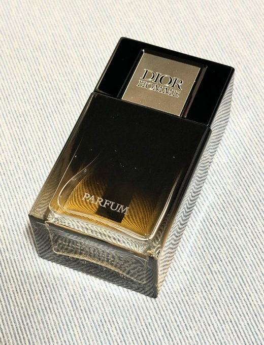 PERFUMEMONK tweet media