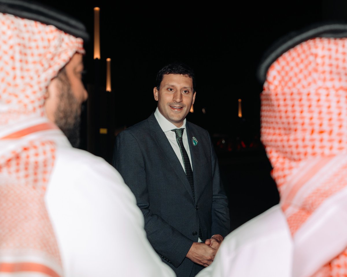 النادي الأهلي السعودي tweet media