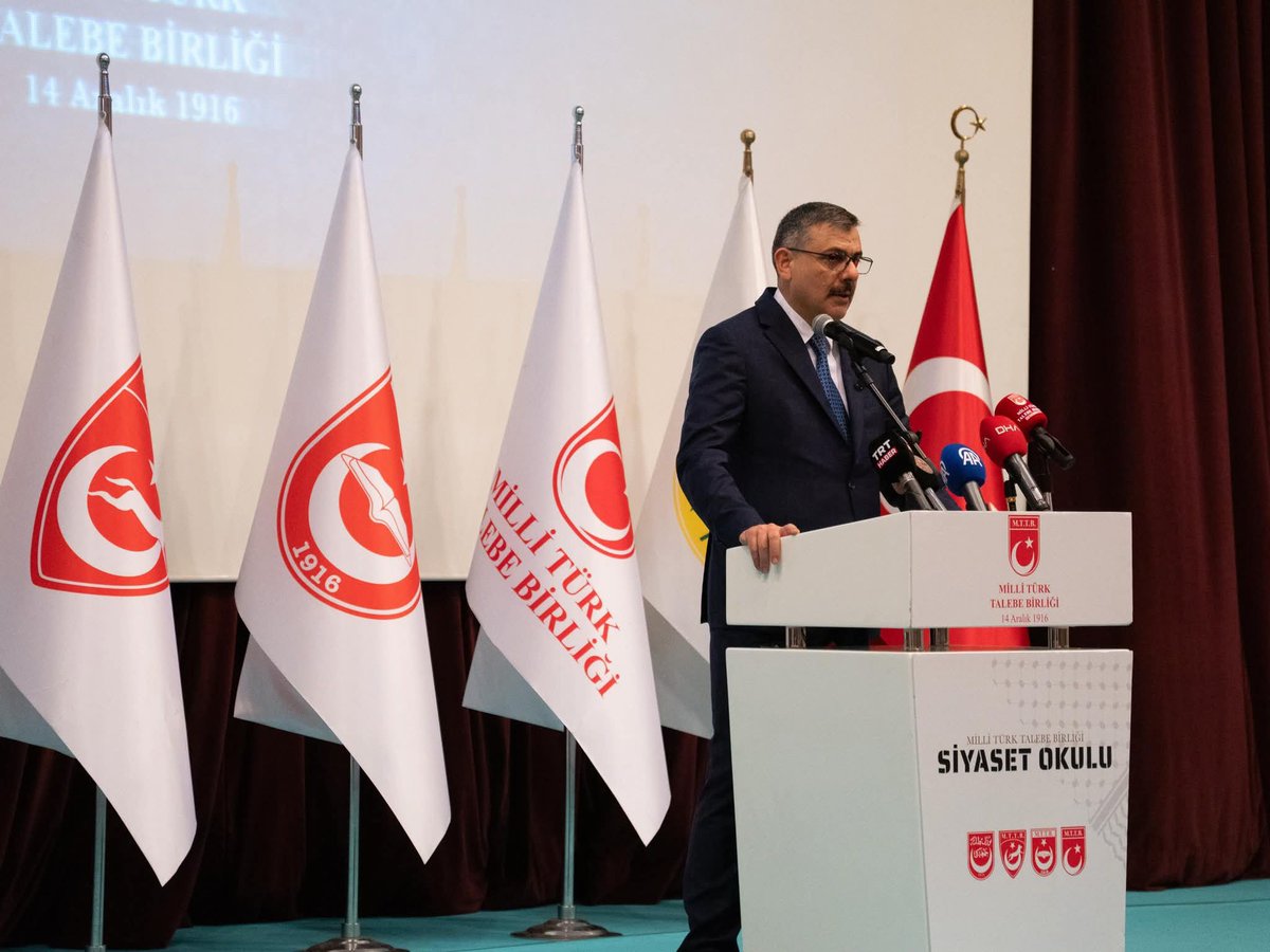 dunbalfed's tweet photo. Genel Başkanımız Sn.Recep Varol,

@TC_icisleri Bakanımız @mustafaciftcitr @adalet_bakanlik Bakanımız @Akingurlek_ @ticaret Bakanımız @omerbolatTR @tbmm 27. Başkanı İsmail Kahraman ve İÜ Rektörü Osman Bülent Zülfikar’ın katıldığı MTTB-İÜ Siyaset Okulu Programı’na katılım sağladı. https://t.co/NJW2h4hf3C