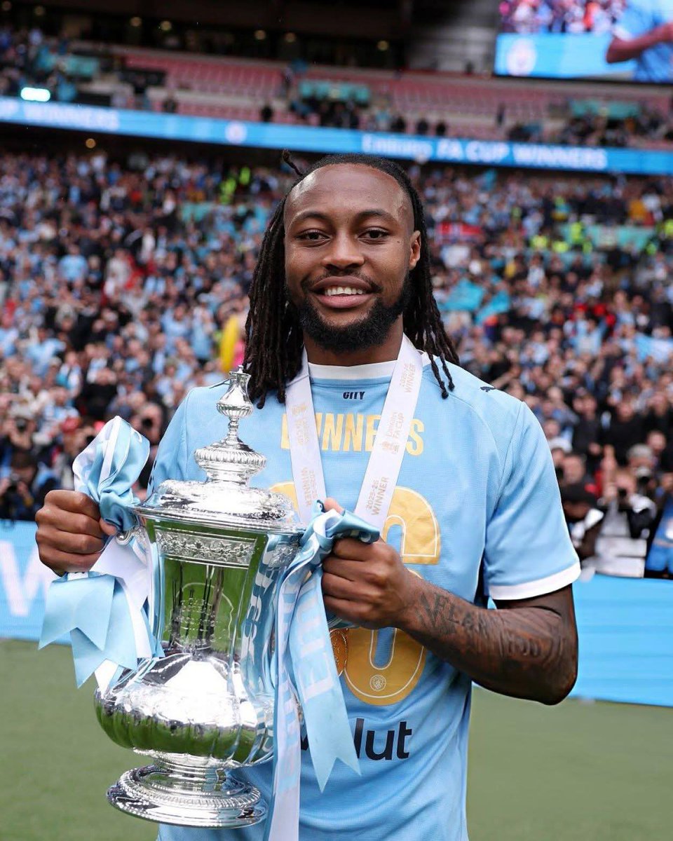 garyalsmith's tweet photo. 🇬🇭 Antoine Semenyo’s superb 2025/26 campaign:

​Starts season with Bournemouth 🍒  

​Completes blockbuster £64m January move to Man City 🔵  

​Nominated for PL PoTY (16 goals &amp; 4 assists) 🏆  

​Scores winner vs Chelsea in FA Cup Final! 🏟️  

🥇 EFL Carabao Cup 
🥇 FA Cup https://t.co/oUWFGou8Jj