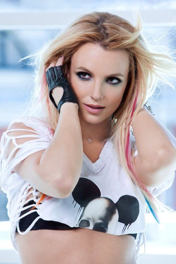 Crave Britney tweet media