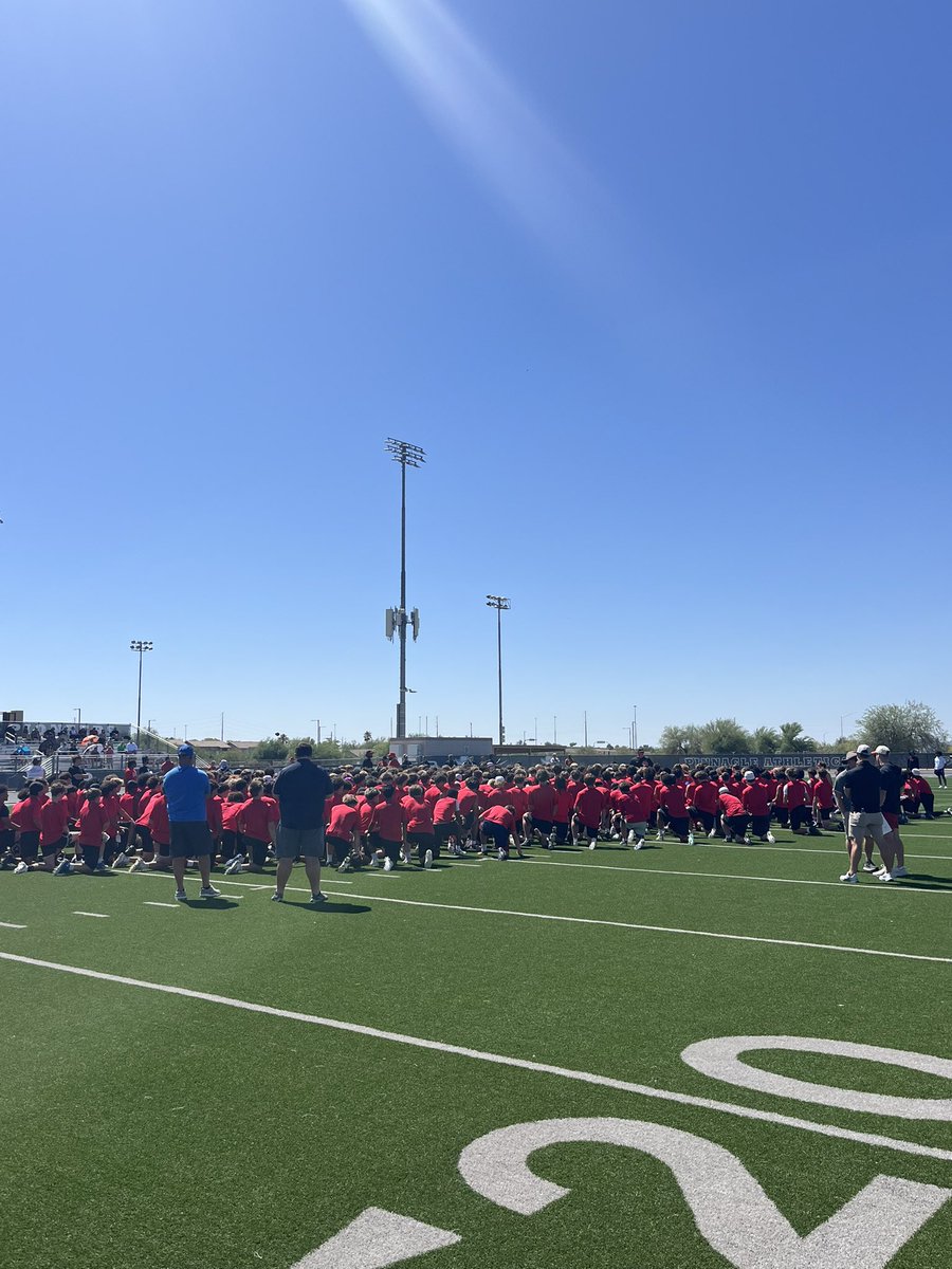 JJKilgore_SDS's tweet photo. Awesome turnout for the @LFC_FOOTBALL Mega Camp at Pinnacle High School! Great talent and awesome coaching! Appreciate you having @CoachTylerFunk and me out to represent Catapult! https://t.co/F6ZzZsEQNj