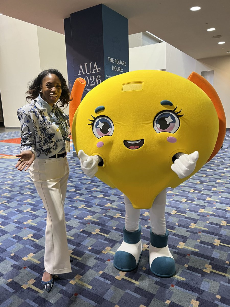 DrDenise_'s tweet photo. #AUA26 kicking off with Flo!! How cute is she ?! Easily the best mascot ever @AmerUrological ! Have you snagged your pic with her yet ?! https://t.co/N1Xsxjn2d8