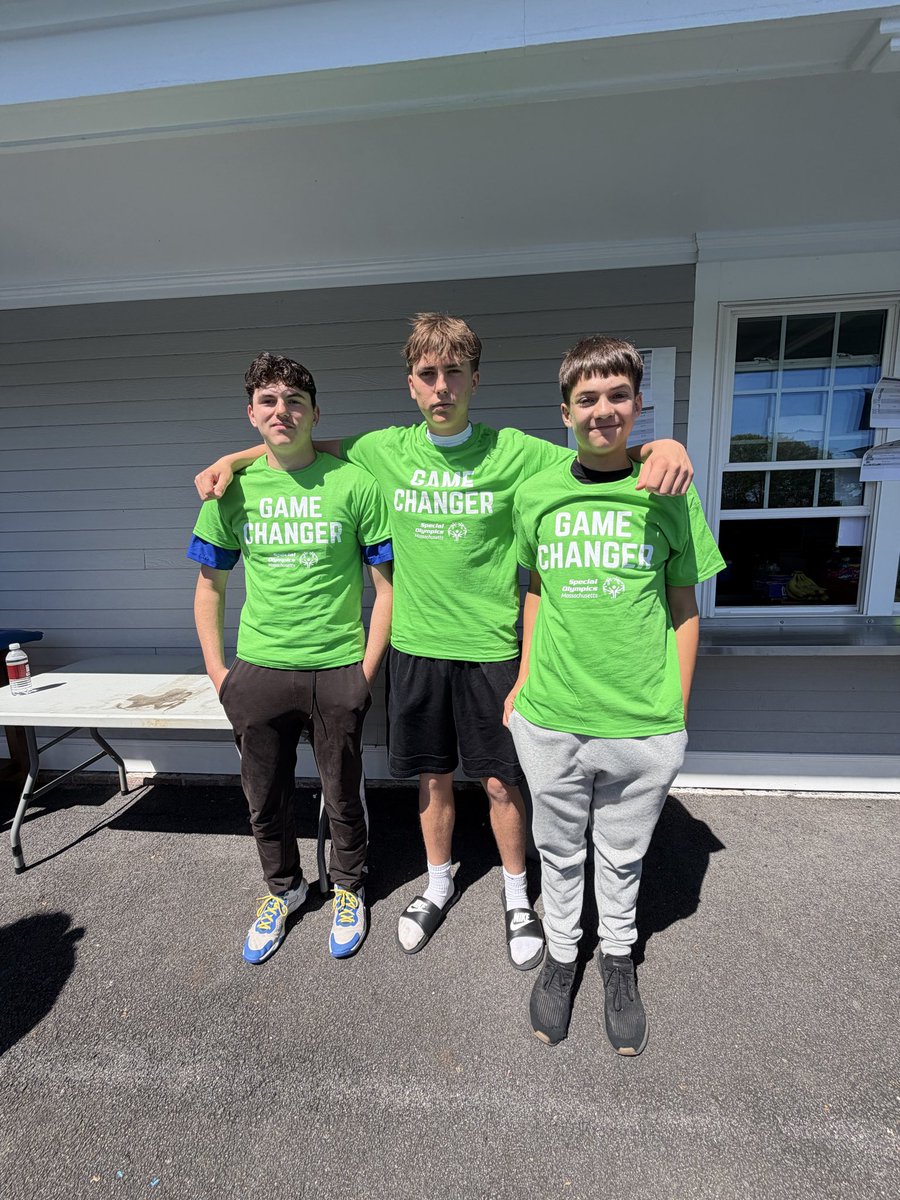 Aztecsbaseball9's tweet photo. Special Olympics Qualifiers at Assabet today! Great to see so many teams and sports come out to volunteer, support, and cheer on these incredible athletes,  including our Baseball family stepping up to be part of an amazing day.

Every athlete deserves their day in the sun. https://t.co/tUDiAIMSUf