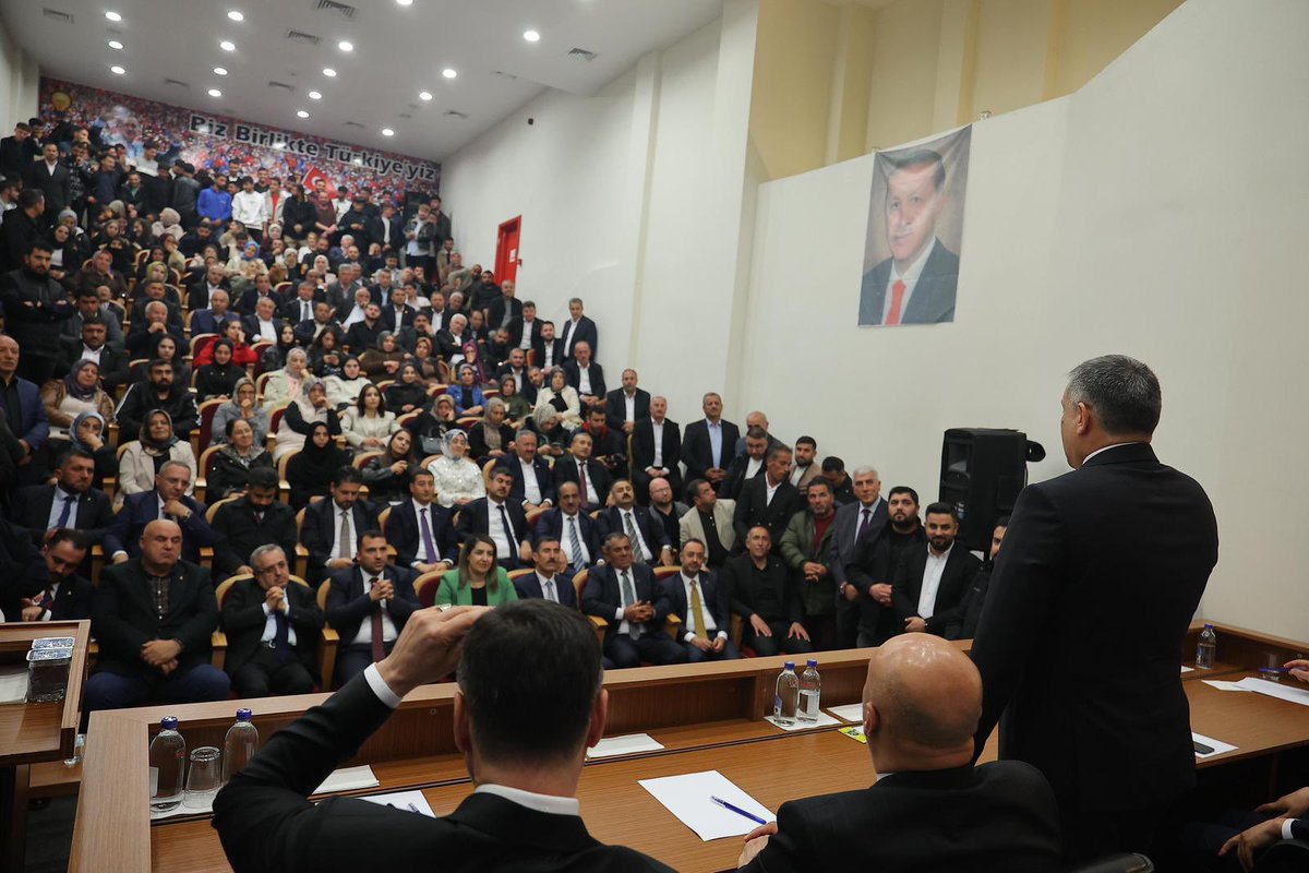 VedatMurseloglu's tweet photo. İçişleri Bakanımızı ilimizde ve partimizde ağırlamaktan mutluluk duyduk hoş geldiniz sefalar getirdiniz sayın bakanım @mustafaciftcitr https://t.co/b80eyywvb2