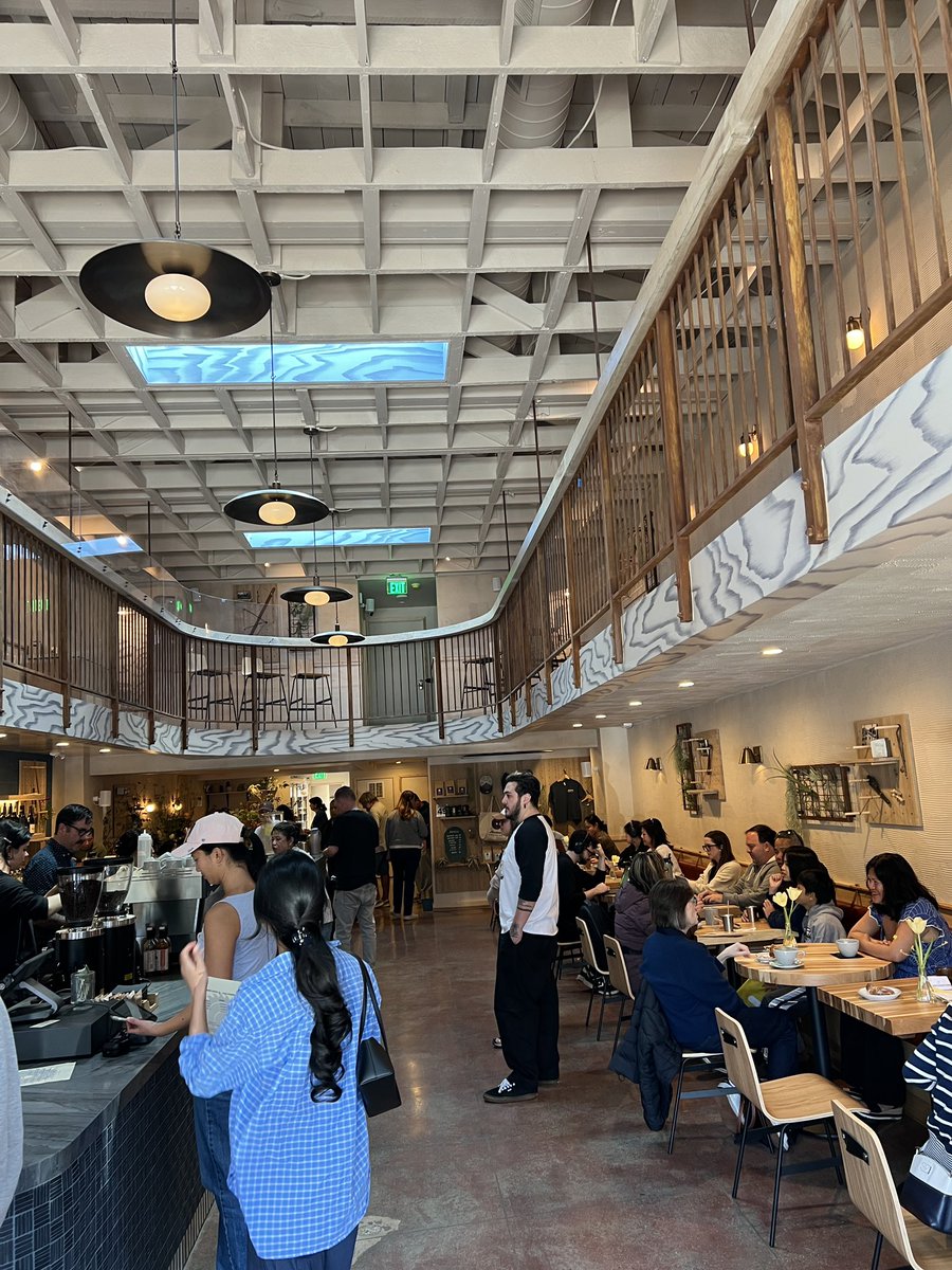 adelwu_'s tweet photo. new cafe opened in west portal! ☕️

amazing amounts of seating, flower shop in the back, right off the muni station

it’s called hardware coffee co because this used to be a neighborhood hardware store 🥺 https://t.co/boyl3PEKfV