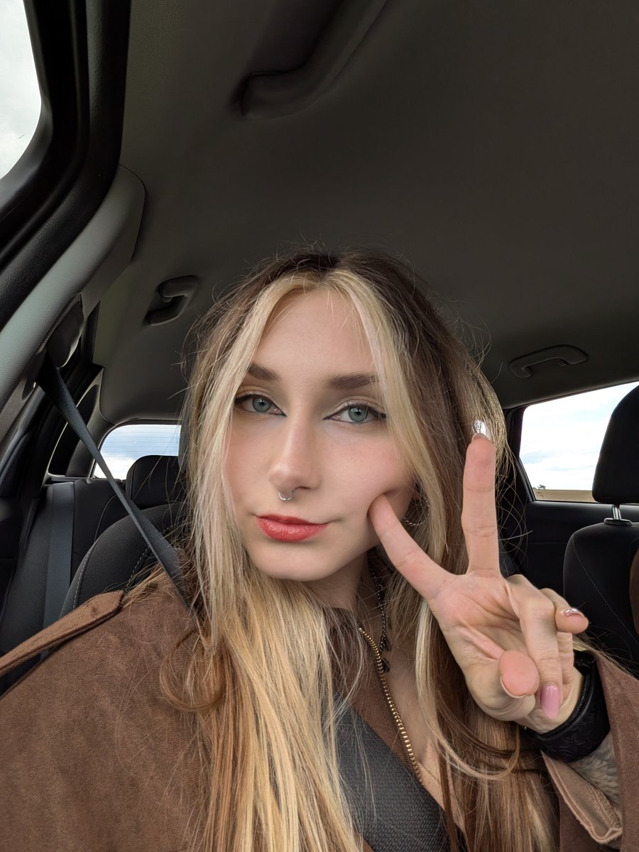 Kate tweet media