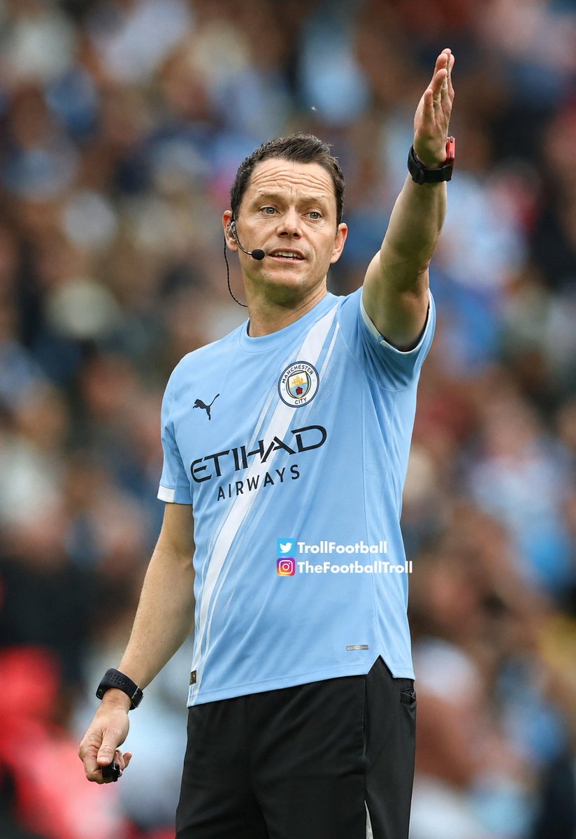 OjoJulius19's tweet photo. @ChelseaFC This guy sent to ruined the day for Chelsea. Once again officiating in EPL should be question... https://t.co/rERxU7tA7N