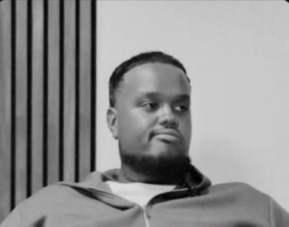 zuri tweet media