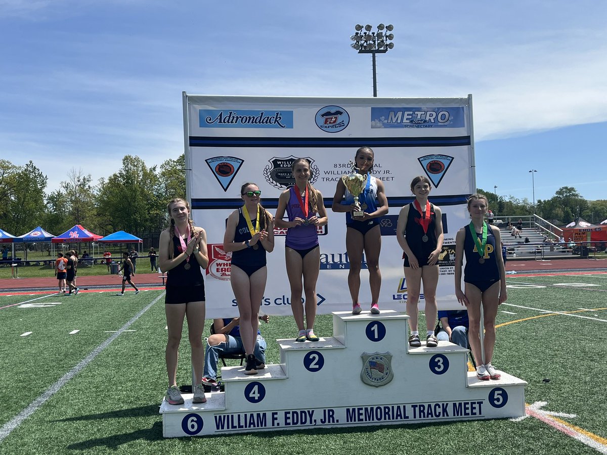 APTrackFieldXC's tweet photo. Lily Glickman places 5th in the 400 with a time of PR of 58.43 at the Eddy Games! https://t.co/9RI5a0DRyQ