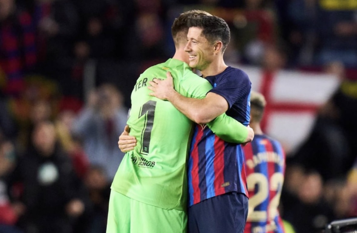 FCB World tweet media