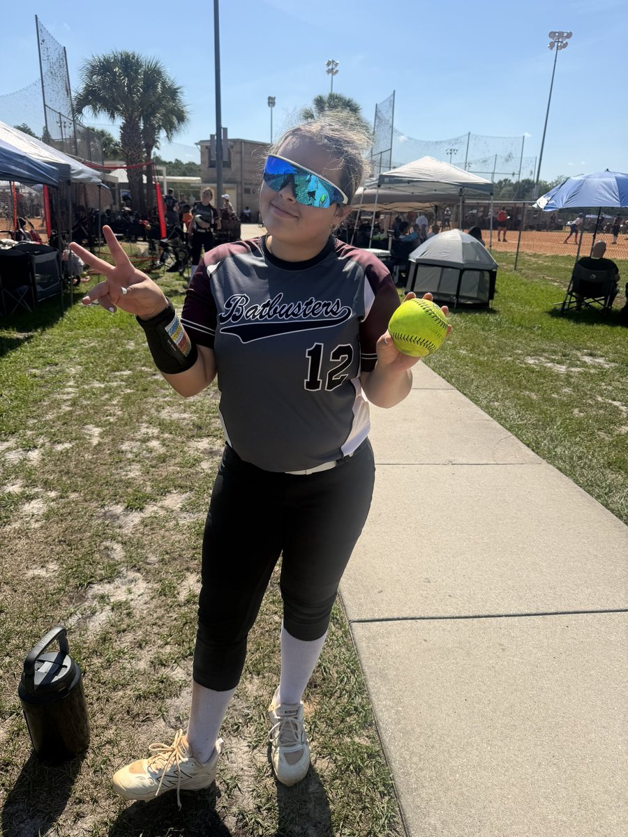 E-Line Softball Training tweet media