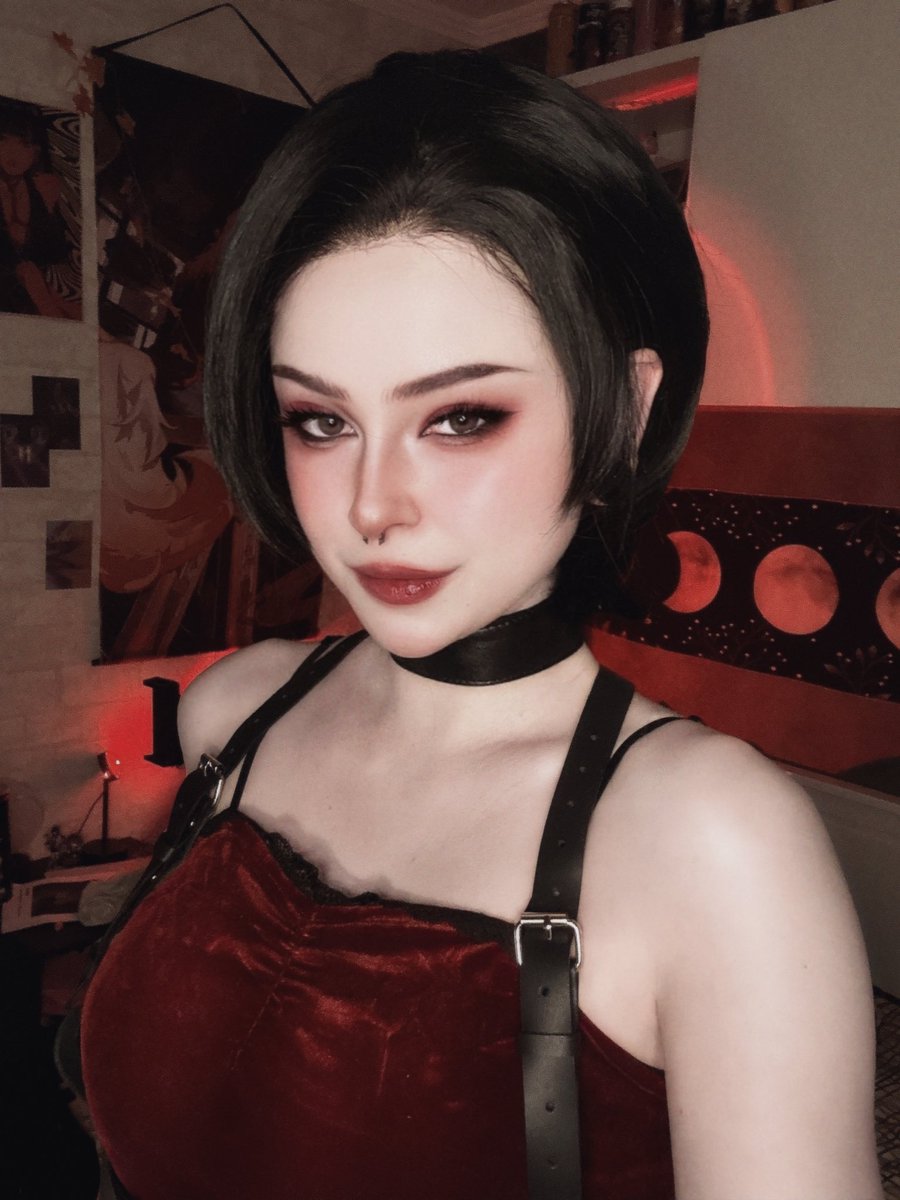 ErianDechart's tweet photo. Ada Wong mommy #residentevil #adawong #cosplay https://t.co/DTtX5NI0Ef